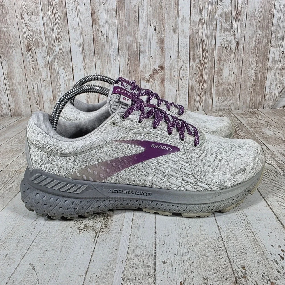 Brooks Adrenaline GTS 21 Womens Running Shoes Grey Purple 1203291B134 Size 9 B